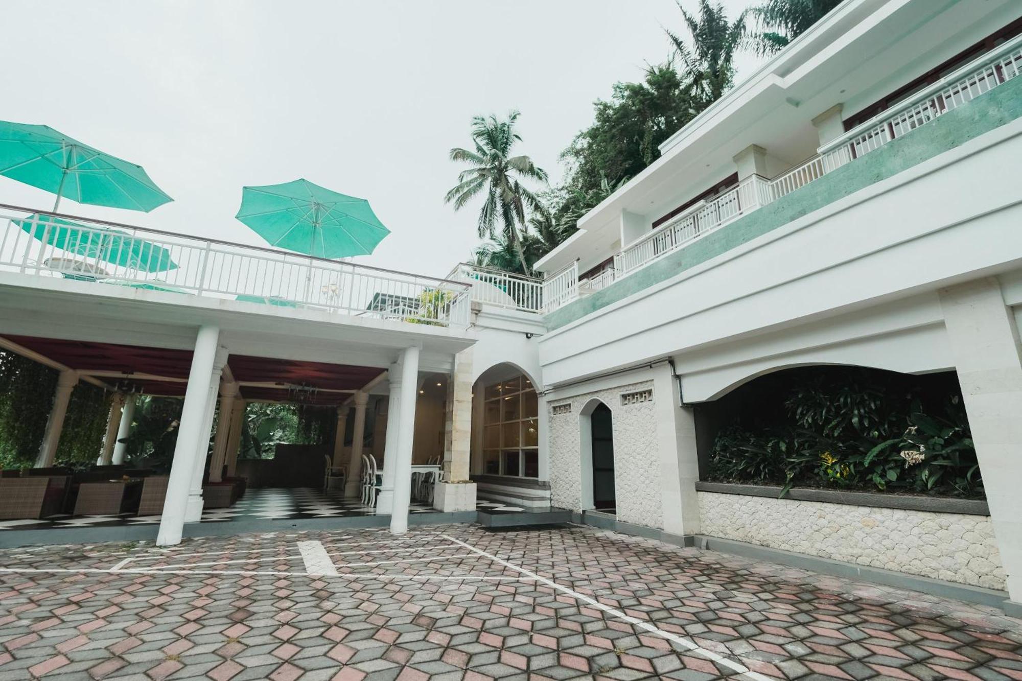 Royal Maharani Payogan Bed & Breakfast Ubud  Exterior photo