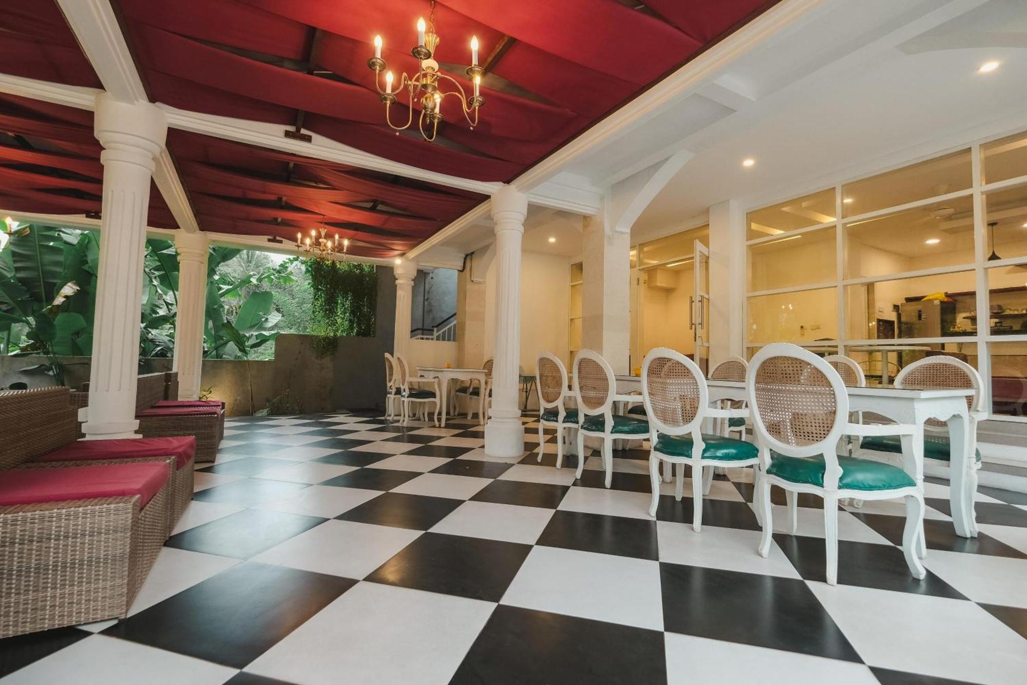 Royal Maharani Payogan Bed & Breakfast Ubud  Exterior photo