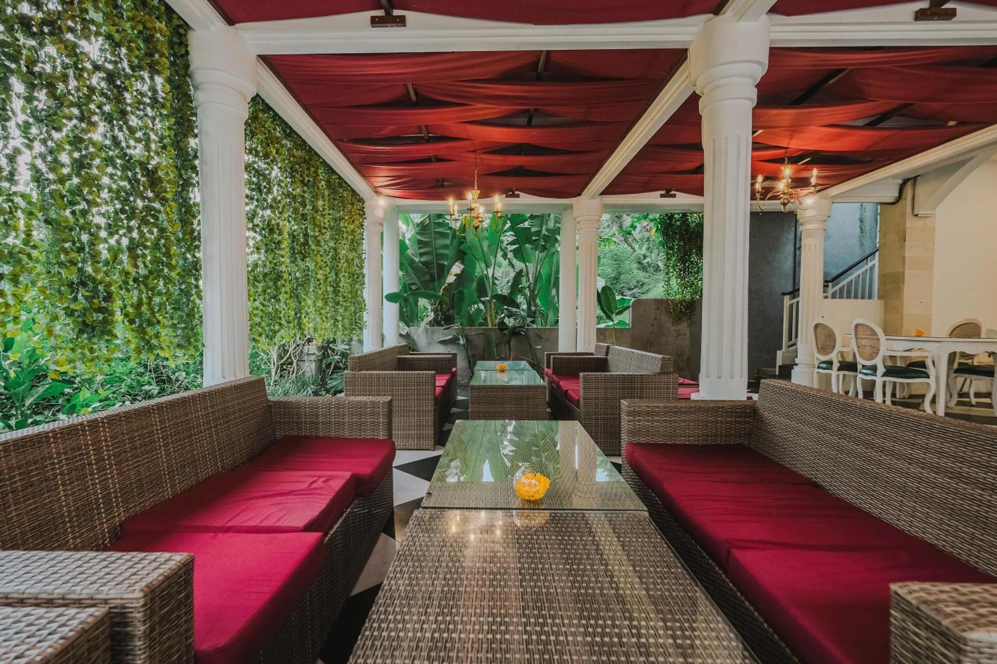 Royal Maharani Payogan Bed & Breakfast Ubud  Exterior photo